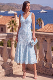 A-linje blå V-ringad midi-blommig klänning med pärlbroderi