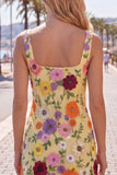 Gul fyrkantig halsringad Bodycon blommig hemkomstklänning med broderi