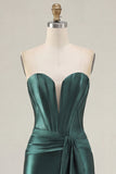 Mörkgrön sweetheart korsett Satin Bodycon Homecoming-klänning med skärp