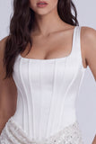 Bodycon korsett paljetter med fyrkantig halsringning och liten vit klänning med snöre baktill