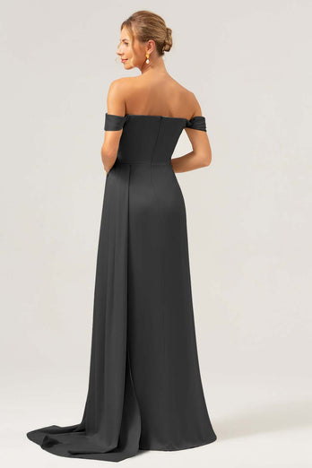 Salvia Sjöjungfru Off The Shoulder Plisserad Satin Bridesmaid Klänning med slits