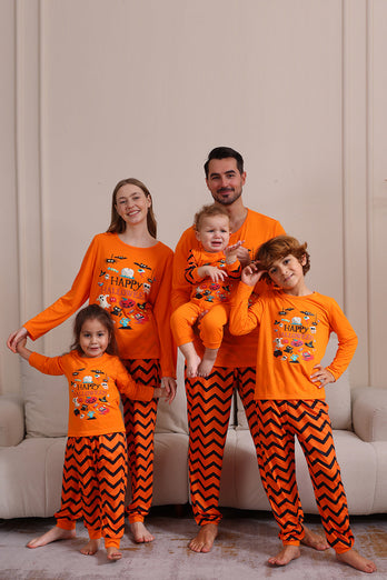 Orange randig Halloween familj pyjamas