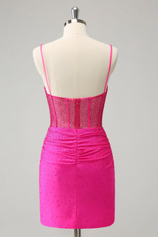 Fuchsia Bodycon Spaghetti Straps Rynkad Kort Homecoming Klänning med Beading