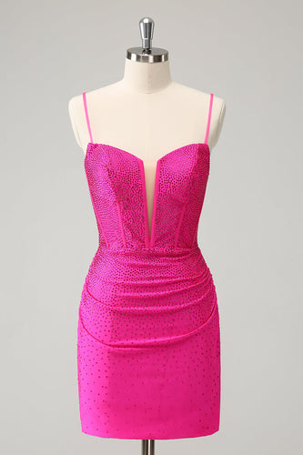 Fuchsia Bodycon Spaghetti Straps Rynkad Kort Homecoming Klänning med Beading