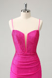 Fuchsia Bodycon Spaghetti Straps Rynkad Kort Homecoming Klänning med Beading