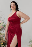 Vinröd Plus Size En Axel Lång Brudtärneklänning