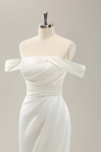 Vit sjöjungfru utanför axeln plisserad Satin bröllopsklänning med slits