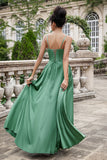 Eucalyptus A Line Spaghetti Straps Korsett Plisserad Satin Lång Brudtärna Klänning