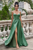 Eucalyptus A Line Spaghetti Straps Korsett Plisserad Satin Lång Brudtärna Klänning