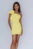 Vit One Shoulder Bow Bodycon Graduation Klänning