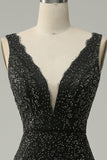 Mermaid Deep V Neck Black Lace Long Prom Dress med pärlor