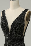 Mermaid Deep V Neck Black Lace Long Prom Dress med pärlor