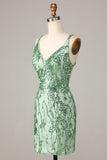 Gör Magic Sheath V-Neck Green Paljetter Kort Homecoming Klänning med rygglös