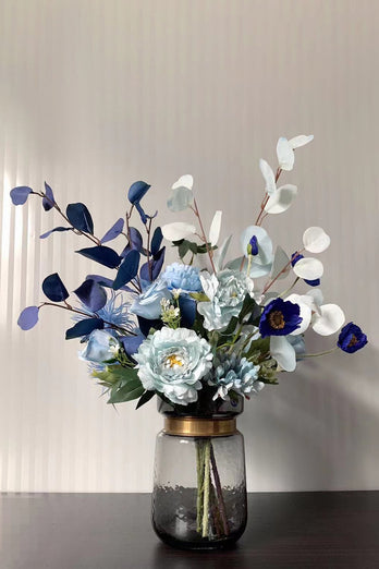 Blue Faux Wedding Handing Flowers (Vas ingår ej)