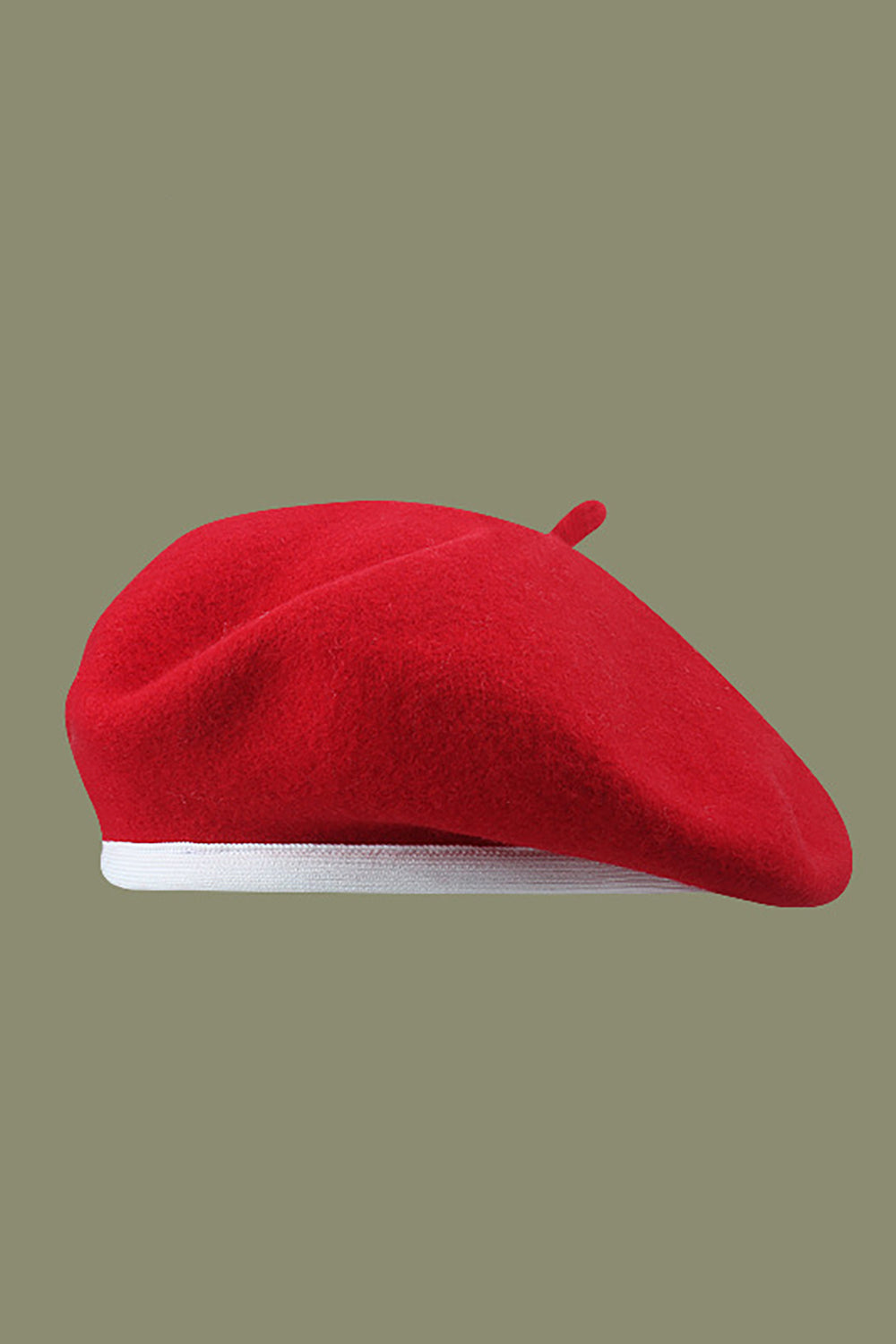 Röda baskrar hatt