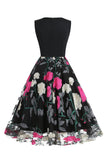 Fuchsia och Svart Blommig Vintage 1950-Tals Klänning