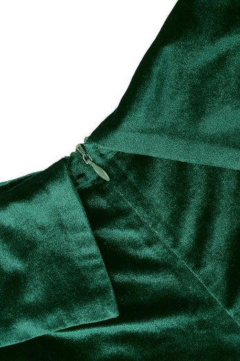 En linje från axeln Mörkgrön sammetsklänning