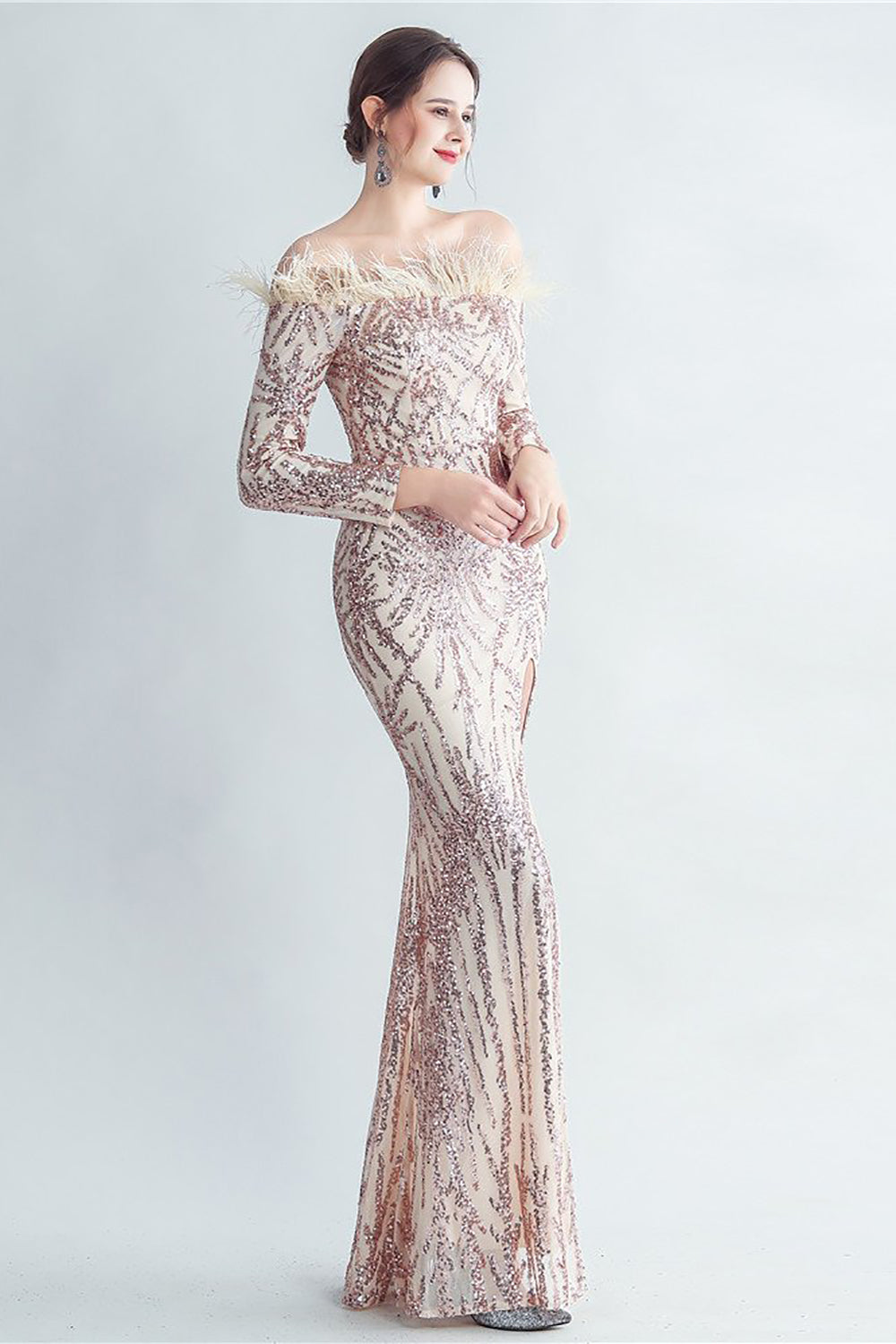 Sparkly Off The Shoulder Paljetter Golden Prom Klänning med fjädrar