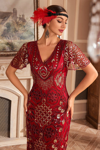 Röd V-ringad klänning med paljetter från 1920-talets Gatsby