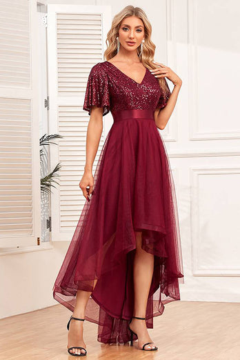 Vinröd hög-låg A-linjeformad klänning med paljetter