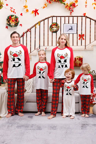 Rött tryck Jul Familj Matchande Sleepwear Pyjamasset med Plejd