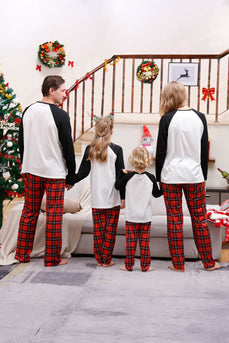 Långärmad pläd för familjens julpyjamas