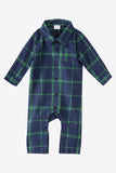 Mörkgröna rutiga klänningar och långärmad T-shirt Familj matchande outfits