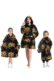 Svart Strawberry Family Matchande Flanell Oversize Wearable Hoodie Filt Tröja