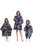 Svart Strawberry Family Matchande Flanell Oversize Wearable Hoodie Filt Tröja