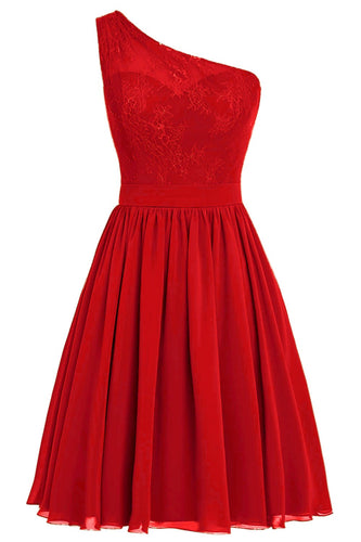En axel röd Festklänning med spets