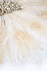 Load image into Gallery viewer, Elfenbenspärlor 20 Tals Klänning med fjädrar
