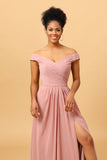 Ruffles Chiffong Pink Bridesmaid Klänning med slits