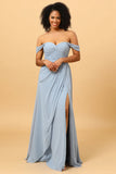 Off Shoulder Chiffong Blue Bridesmaid Klänning med slits