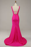 Fuchsia Mermaid V-Neck pärlstav klänning