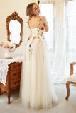 Elegant A Line Champagne Plus Size Bal Klänning med applikationer