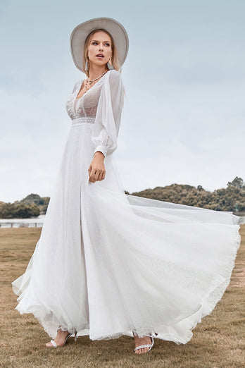 A-Linje Tyll Pärlstav Ivory Bröllopsklänning med långa ärmar