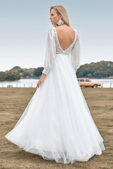 A-Linje Tyll Pärlstav Ivory Bröllopsklänning med långa ärmar