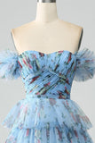 Off the Shoulder Blommig Tryckt Tiered Prom Klänning med Plisserad