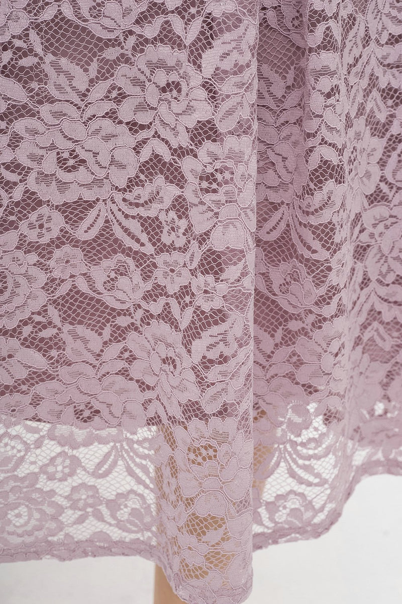 Load image into Gallery viewer, Rosa V Hals Spetsklänning